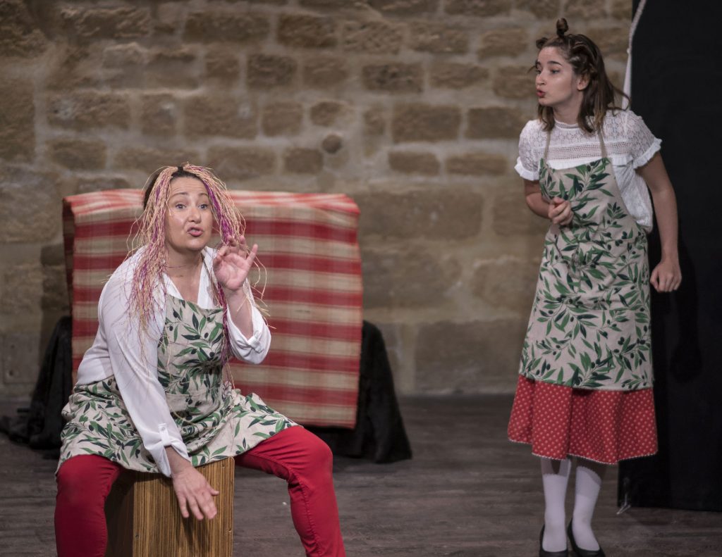 LA CHÈVRE DE MONSIEUR SEGUIN Le théatre de Jeanne LA CHÈVRE DE MONSIEUR SEGUIN Le théatre de Jeanne